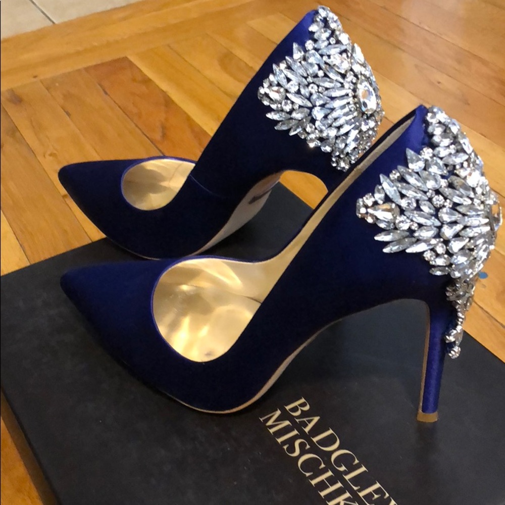 Badgley Mischka Blue Heels with Silver Embellishments - Picture 3 of 6